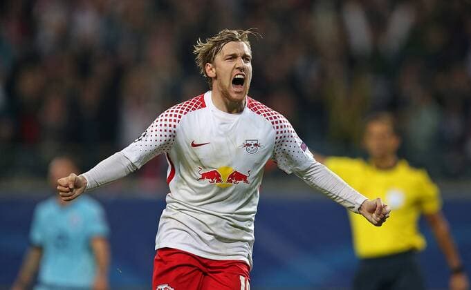17.10.2017, Fussball UEFA Champions League 2017 2018, Gruppenphase, 3.Spieltag, RB Leipzig - FC Porto, in der Red Bull Arena Leipzig. Jubel Torschütze Emil Forsberg (RB Leipzig) zum Tor zum 2:1