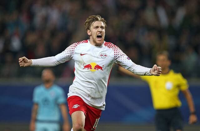 17.10.2017, Fussball UEFA Champions League 2017 2018, Gruppenphase, 3.Spieltag, RB Leipzig - FC Porto, in der Red Bull Arena Leipzig. Jubel Torschütze Emil Forsberg (RB Leipzig) zum Tor zum 2:1