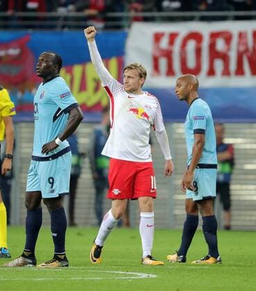 RB Leipzig - Porto Fussball Champions League Leipzig, 17.10.2017, Red Bull Arena, Fussball, UEFA Champions League, Gruppe G, 3.Spieltag , Rasenballsport Leipzig vs. FC Porto , Im Bild; Tor für RB Leipzig. Emil Forsberg (10, RB Leipzig) erzielt den Treffer zum 2:1 und jubelt. ,