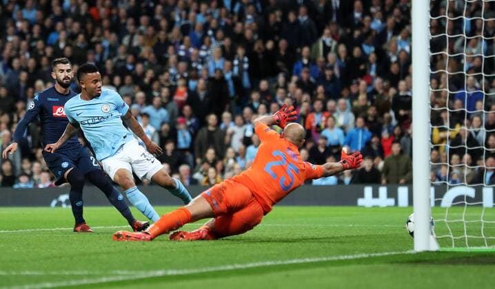 Football - 2017 2018 UEFA Champions League - Group F: Manchester City vs. Napoli Gabriel Jesus of Manchester City scores at The Etihad. COLORSPORT LYNNE CAMERON 