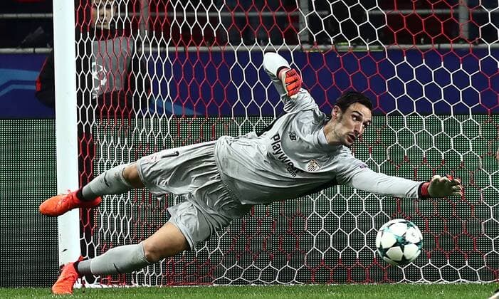 MOSCOW, RUSSIA - OCTOBER 17, 2017: FC Sevilla s goalkeeper Sergio Rico concedes a goal in the 2017 18 UEFA Champions League Group E Round 3 football match against Spartak Moscow at Otkrytiye Arena Stadium. FC Spartak Moscow won the game 5-1. Stanislav Krasilnikov TASS  TS0650DC