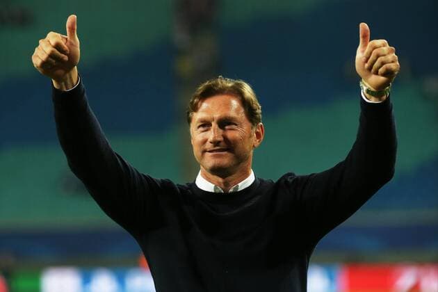 Bilder des Tages - SPORT 17.10.2017, xkvx, Fussball Champions League, RB Leipzig - FC Porto, emspor, v.l. Trainer Ralph Hasenhuettl (RB Leipzig) jubelt feiert den Sieg Leipzig