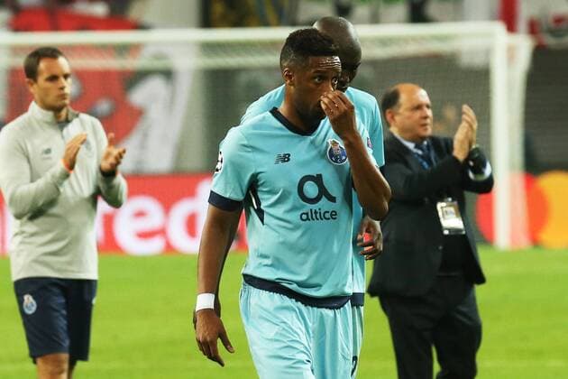 17.10.2017, xkvx, Fussball Champions League, RB Leipzig - FC Porto, emspor, v.l. FC Porto Spieler enttaeuscht, enttaeuscht schauend, dissapointed Leipzig