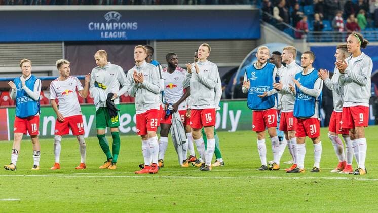 RB Leipzig bedankt sich bei den Fans, Fussball, UEFA Champions League, RB Leipzig - FC Porto,