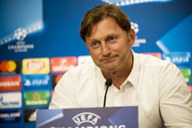 UEFA Champions League 2017 2018, Gruppenphase, 3. Spieltag - RB Leipzig vs. FC Porto RBL-Trainer Ralph Hasenhüttl nach dem Spiel bei der Pressekonferenz. Leipzig Sachsen Deutschland