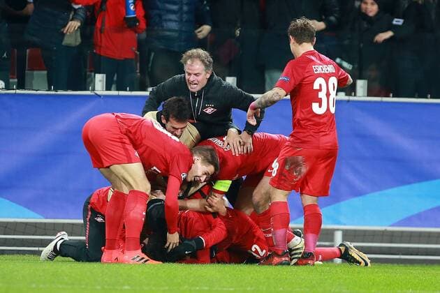 October 18, 2017 - Moscow, Russia - October 17, 2017. Russia, Moscow, Otkritie Arena Stadium. Spartak s players celebrate scoring a goal in the 2017 18 UEFA Champions League s group stage match between Spartak (Moscow, Russia) and Sevilla FC Soccer 2017: Champions League: Spartak Moscow vs Sevilla FC  - ZUMAl75_ 20171018_zaf_l75_039 Copyright: xDmitryxGolubovichx