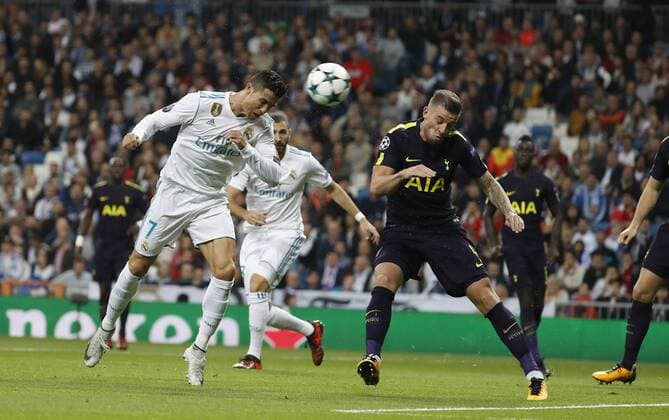 Bilder des Tages - SPORT Partido de la Champions League disputado entre Real Madrid y Tottenham. En la imagen, Cristiano Ronaldo. Champions League match played between Real Madrid and Tottenham. In this picture, Cristiano Ronaldo. 