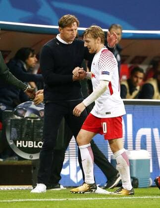 Auswechselung Emil Forsberg, Trainer Ralph Hasenhüttl Fußball Fussball UEFA CL Championsleague Herren Saison 2017 2018 17.10.2017 RB Leipzig RBL vs. FC Porto