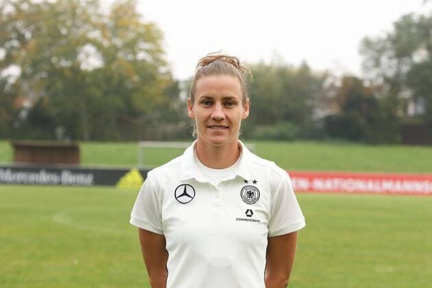 Simone Laudehr Fototermin Frauen-Nationalmannschaft --- Fussball --- 18.10.2017 12.10.2017 Mainz-Kastel Copyright: xWeissx Eibner-Pressefotox EP_rws