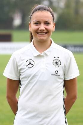 18.10,2017 xcex Mainz-Kastel, KFV-Stadion, Deutsche Frauen Nationalmannschaft (DFB), DFB Frauen Mannschaftsfoto und Training Frauenfußball-Nationalmannschaft Joelle Wedemeyer ( 20, DFB)