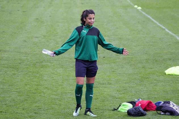 Fußball, Damen, Prämienstreit, Dänemark sagt WM-Qualifikationsspiel ab Nadia Nadim, da kvindefodboldlandsholdet onsdag trÃ¦nede i DragÃ¸r. Fredagens kvindefodboldlandskamp mellem Danmark og Sverige i Göteborg er aflyst. Dansk Boldspil-Union (DBU) har meddelt Sveriges Fodboldforbund (SvFF), at man ikke kan stille med et hold pa fredag pa grund af den verserende konflikt mellem DBU og Spillerforeningen. Polfoto_72179604  Copyright: FinnxFrandsen