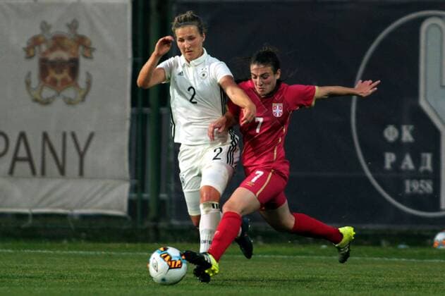 18.10.2017 Belgrade Serbia-Germany U19-Under 19 International Friendly Länderspiel match men s football Dina Orschmann(L) Germany,Zlata Milanovic(r) Serbia : 