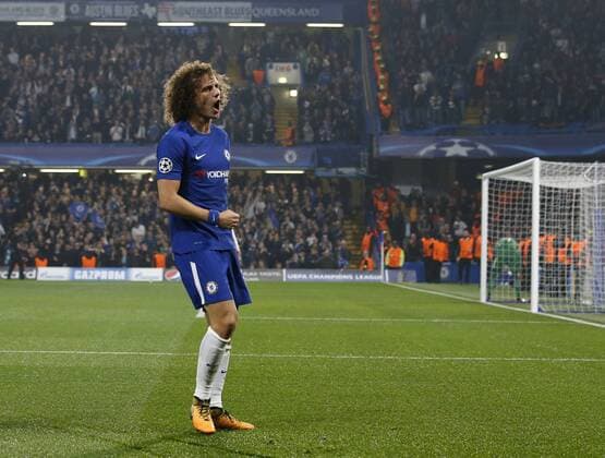 Fußball, CL, FC Chelsea - AS Rom Chelsea s David Luiz celebrates scoring his sides opening goal during the champions league group match at Stamford Bridge Stadium, London. Picture date 18th October 2017. Picture credit should read: David Klein Sportimage EDITORIAL USE ONLY. No use with unauthorised audio, video, data, fixture lists, club league logos or live services. Online in-match use limited to 120 images, no video emulation. No use in betting, games or single club league player publications.