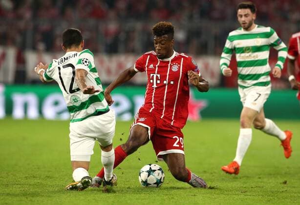 Cristian Gamboa, Kingsley Coman Aktion Spielszene Zweikampf Fußball Fussball UEFA CL Championsleague Herren Saison 2017 2018 18.10.2017 FC Bayern München FCB vs. Celtic Glasgow