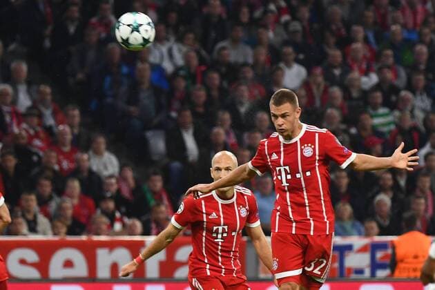 18.10.2017, xjhx, Fussball Champions League, FC Bayern Muenchen - Celtic Glasgow, emspor, v.l. Goal scored, Tor zum 2:0 durch Joshua Kimmich (FCB - FC Bayern Muenchen) Muenchen