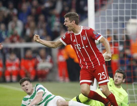 Bilder des Tages - SPORT Torjubel 1:0 München, Torschüte Thomas Müller (Bayern) . FC Bayern München-Celtic Glasgow . München, GER, 18.10.2017, Fussball-Champions League 2017 2018 .