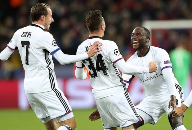 Themen der Woche - SPORT Bilder des Tages - SPORT MOSCOW, RUSSIA - OCTOBER 18, 2017: Basel s Taulant Xhaka, Raoul Petretta, and Eder Alvarez Balanta (L-R) celebrate scoring against CSKA Moscow in their 2017 18 UEFA Champions League Group A Round 3 football match at VEB Arena. Artyom Korotayev TASS  TS06552A