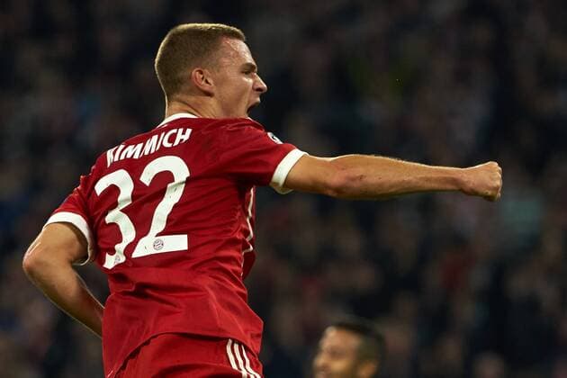 Muenchen, Deutschland 17.10.2017, UEFA Champions League - 2017 18 Season, Gruppenphase - Gruppe B - 3. Spieltag, FC Bayern Muenchen - Celtic Glasgow , Torjubel bei Joshua Kimmich (FCB), nach seinem Treffer zum 2:0 ( DeFodi501
