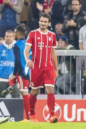 GER, UEFA CL, FC Bayern Muenchen (GER) vs Celtic Glasgow (GB) 18.10.2017, Allianz Arena, Muenchen, GER, UEFA CL, FC Bayern Muenchen (GER) vs Celtic Glasgow (GB), Gruppe B, im Bild Jubel nach dem Tor zum 3-0 durch Mats Hummels (FCB 5)