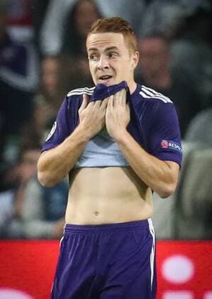 Fußball, CL, RSC Anderlecht - Paris St. Germain Anderlecht s Adrien Trebel looks dejected during a third game (out of 6) in the group stage (Group B) of the UEFA Champions League competition between Belgian soccer team RSC Anderlecht and French club PSG Paris Saint-Germain, Wednesday 18 October 2017 in Brussels. VIRGINIExLEFOUR  x05185478x