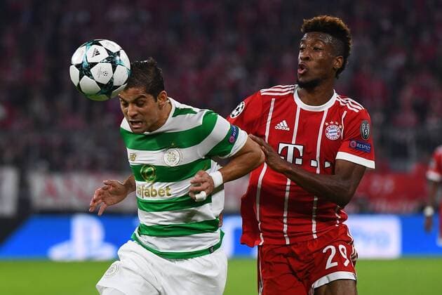 18.10.2017, xjhx, Fussball Champions League, FC Bayern Muenchen - Celtic Glasgow, emspor, v.l. Cristian Gamboa (Celtic FC), Kingsley Coman (FCB - FC Bayern Muenchen) Muenchen