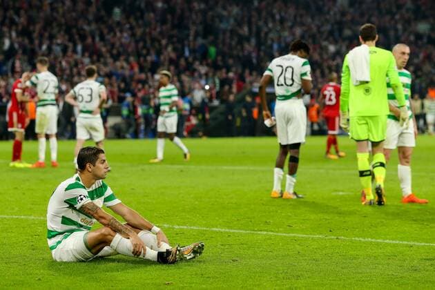 Bilder des Tages - SPORT Muenchen, Deutschland 18.10.2017, UEFA Champions League - 2017 18 Season, Gruppenphase - Gruppe B - 3. Spieltag, FC Bayern Muenchen - Celtic Glasgow , Cristian Gamboa (CFC) enttaeuscht, enttaeuschung ( DeFodi048
