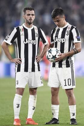 Db Torino 18 10 2017 - Champions League Juventus-Sporting Lisbona foto Daniele Buffa Image nella foto: Paulo Dybala-Miralem Pjanic 