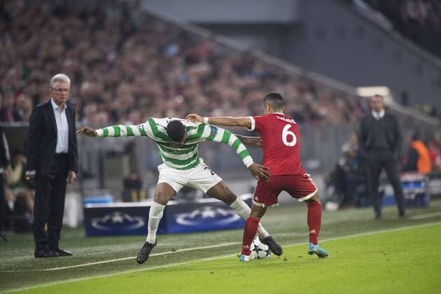 Fussball Champions League Begegnung FC Bayern Muenchen vs. Celtic Glasgow, Allianz Arena Muenchen. 18.10.2017 Im Bild: Jupp Heynckes, Trainer FCB, Olivier Ntcham, Thiago Â