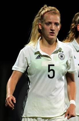 18.10.2017 Belgrade Serbia-Germany U19-Under 19 International Friendly Länderspiel match women s football Kim Fellhauer Germany : 
