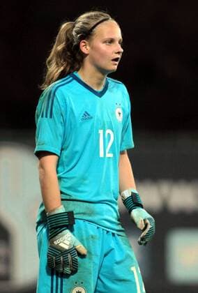 18.10.2017 Belgrade Serbia-Germany U19-Under 19 International Friendly Länderspiel match women s football Lisa Klostermann Germany : 