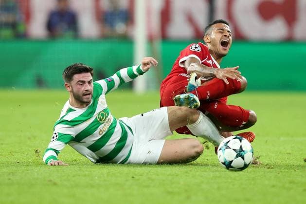 Patrick Roberts ( Celtic Glasgow 7 ) Thiago Alcantara (FC Bayern Muenchen 6), FC Bayern Muenchen vs. Celtic Glasgow, Champions League, Fussball, 18.10.2017, Muenchen Copyright: xLanger Eibner-Pressefotox EP_HLR