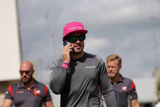19.10.2017 - Fernando Alonso (ESP) McLaren MCL32 United States Grand Prix, Austin 19 - 22 October 2017 19.10.2017 - Fernando Alonso (ESP) McLaren MCL32 