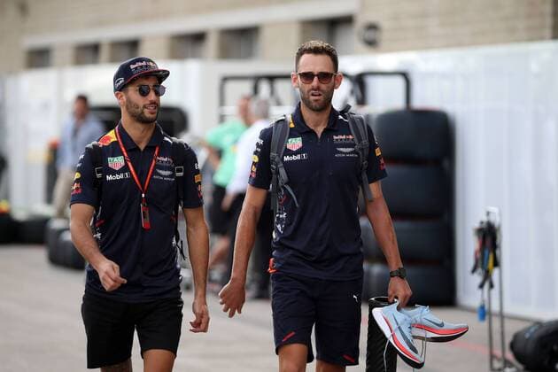 19.10.2017 - Daniel Ricciardo (AUS) Red Bull Racing RB13 United States Grand Prix, Austin 19 - 22 October 2017 19.10.2017 - Daniel Ricciardo (AUS) Red Bull Racing RB13 