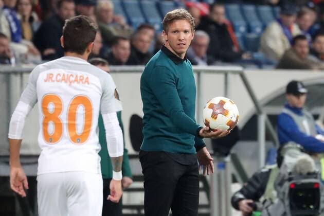v.li.:Junior Caicara (Istanbul, 80), Julian Nagelsmann (Trainer, Cheftrainer, Hoffenheim), Aktion, Action, Spielszene, Fussball, UEFA Europa League, TSG 1899 Hoffenheim - Istanbul Basaksehir,