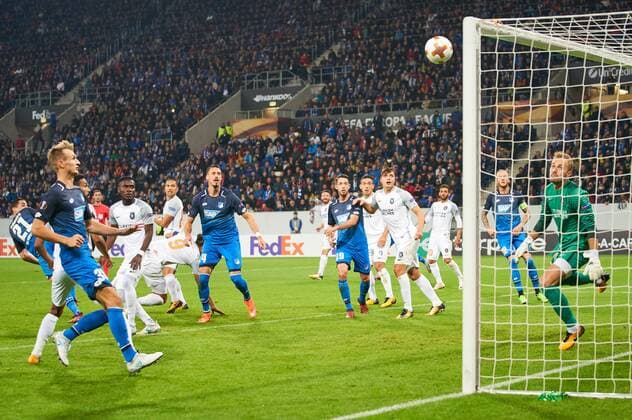 Benjamin HUEBNER, Hoff 21 Torschuss, schiesst das Tor zum 1-0 TSG 1899 HOFFENHEIM - ISTANBUL Basaksehir Gruppe C, Fussball UEFA EURO EM Europameisterschaft Fussball League, Hoffenheim, 19.10.2017 EL Saison 2017 2018