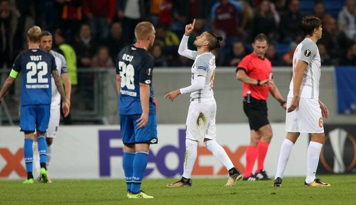 Fussball Europa League: TSG 1899 Hoffenheim - Istanbul Basaksehir, Gruppe C am 19.10.2017 in der Wirsol Rhein Neckar Arena, xmdx, 1-3 Anschlusstreffer durch Stefano Napoleoni (18, Istanbul Basaksehir), torjubel TSG 1899 Hoffenheim - Istanbul Basaksehir