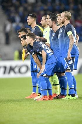 Mannschaftsfoto TSG von der Seite TSG 1899 Hoffenheim vs Istanbul BB Medipol Basaksehir Europa League 19.10.2017 TSG 1899 Hoffenheim vs Istanbul BB Medipol Basaksehir
