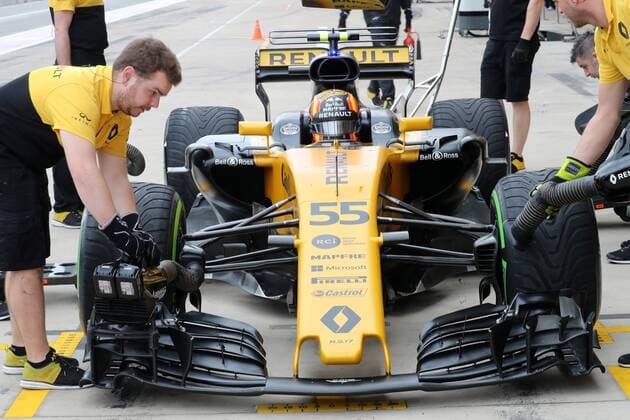 20.10.2017 - Free Practice 1, Carlos Sainz Jr (ESP) Renault F1 Team RS17 United States Grand Prix, Austin 19 - 22 October 2017 20.10.2017 - Free Practice 1, Carlos Sainz Jr (ESP) Renault Sport F1 Team RS17 
