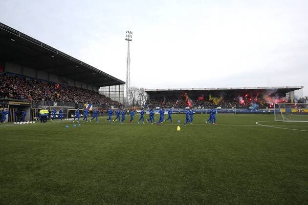 LEEUWARDEN, 14-02-2015, Cambuur stadion, laatste training SC Cambuur voor de derby tegen SC Heerenveen met bijna 6000 supporters op de tribunes ... Training SC Cambuur