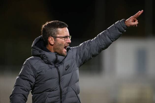 Regionalliga West, Saison 2017 2018, 14. Spieltag, Fortuna Düsseldorf II - KFC Uerdingen -- Michael Wiesinger ( Trainer Uerdingen ) in Aktion