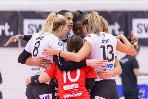 Teamkreis, Mannschaftskreis, Ansprache, Motivation Schwarz-Weiß Erfurt (SWE), Volleyball, 1. Bundesliga Frauen, Schwarz-Weiß Erfurt - 1. VC Wiesbaden,