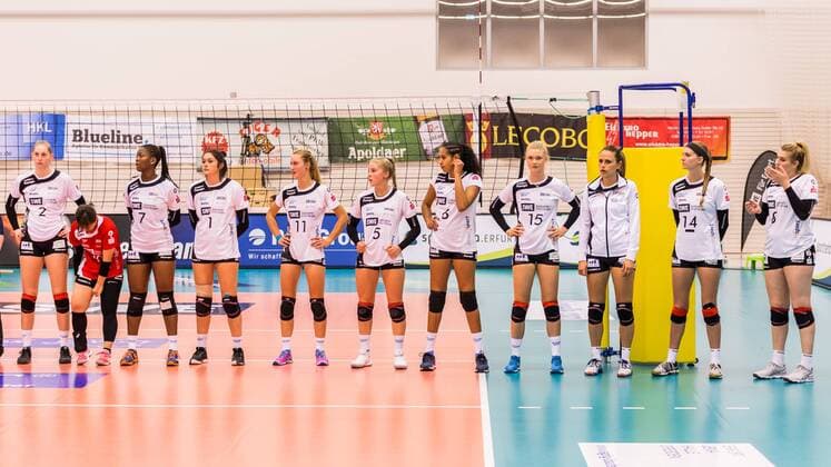 Mannschaftsfoto, Aufstellung, team photo Schwarz-Weiß Erfurt (SWE), Volleyball, 1. Bundesliga Frauen, Schwarz-Weiß Erfurt - 1. VC Wiesbaden,