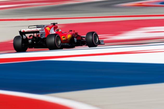 21.10.2017 - Qualifying, Sebastian Vettel (GER) Scuderia Ferrari SF70H United States Grand Prix, Austin 19 - 22 October 2017 21.10.2017 - Qualifying, Sebastian Vettel (GER) Scuderia Ferrari SF70H 