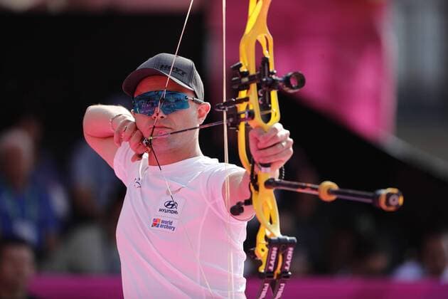 Bogenschießen, WM in Mexiko French Sebastien Peineau competes before Danish Stephan Hansen for the gold medal during the men s composite bow competition of the 2017 World Archery Championships, in Mexico City, Mexico, 21 October 2017. 2017 World Archery Championships in Mexico City !ACHTUNG: NUR REDAKTIONELLE NUTZUNG!  Copyright: xJosexMendezx MEX01 20171022-636442406812181716