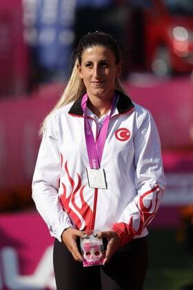 Bogenschießen, WM in Mexiko Turkish Yesim Bostan wins the silver medal during the women s composite bow competition of the 2017 World Archery Championships, in Mexico City, Mexico, 21 October 2017. 2017 World Archery Championships in Mexico City !ACHTUNG: NUR REDAKTIONELLE NUTZUNG!  Copyright: xJosexMendezx MEX01 20171022-636442409325497716