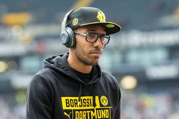 Frankfurt, Deutschland, 21.10.2017, 1. Bundesliga 9. Spieltag, Eintracht Frankfurt - BV Borussia Dortmund, Pierre-Emerick Aubameyang (BVB) guckt ( DeFodi048