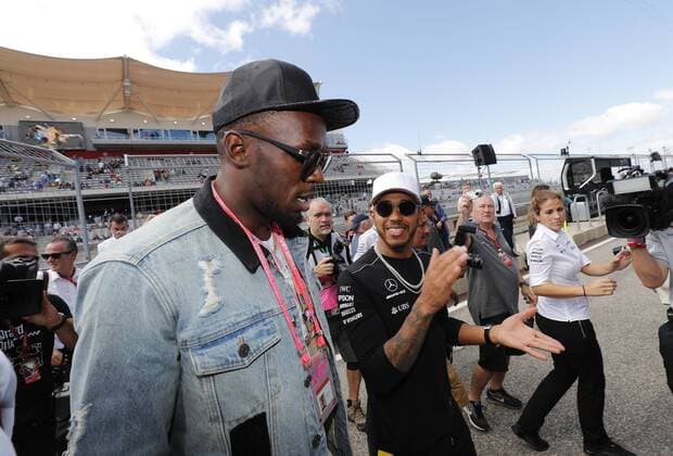 Motorsports: FIA Formula One World Championship WM Weltmeisterschaft 2017, Grand Prix of United States, Usain Bolt and 44 Lewis Hamilton (GBR, Mercedes AMG Petronas F1 Team) Austin United States of America