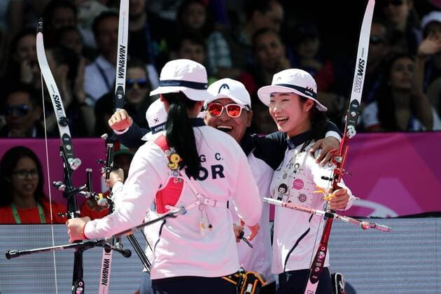 Bogenschießen, WM in Mexiko South Korea s team members Kang Chae Young, Chang Hye Jin and Choi Misun compete for the gold medal against Mexico during the World Archery Championships 2017 women s recurve bow outdoor event in Mexico City, Mexico, 22 October 2017. World Archery Champioships 2017 in Mexico City !ACHTUNG: NUR REDAKTIONELLE NUTZUNG!  Copyright: xJoséxMéndezx CMX007 20171022-636443033816931268