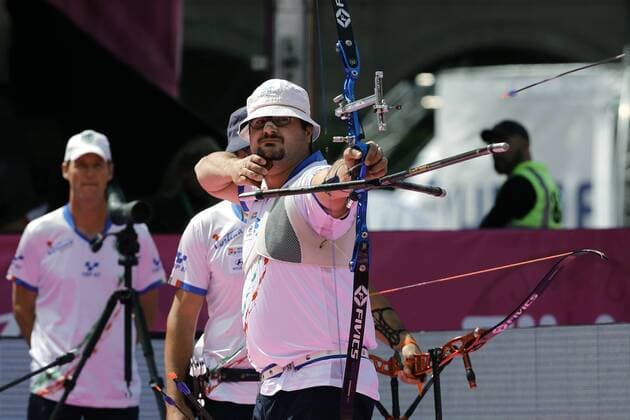 Bogenschießen, WM in Mexiko Italy s team members Mauro Nespoli, David Pasqualucci and Marco Galiazzo compete for the gold medal against France during the World Archery Championships 2017 men s recurve bow outdoor event in Mexico City, Mexico, 22 October 2017. World Archery Champioships 2017 in Mexico City !ACHTUNG: NUR REDAKTIONELLE NUTZUNG!  Copyright: xJoséxMéndezx CMX019 20171022-636443051321535268
