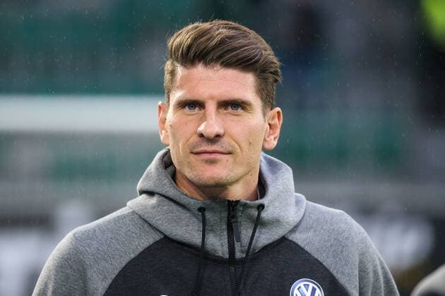Mario Gomez (VfL Wolfsburg) - 1. Fussball Bundesliga Saison 2017-2018 VfL Wolfsburg vs. TSG Hoffenheim in der Volkswagen Arena in Wolfsburg - Deutschland, Fußball, Mann, Maenner,22.10.2017
